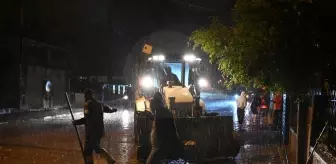 Osmaniye'nin Kadirli İlçesinde Sağanak Yağış Hayatı Olumsuz Etkiledi