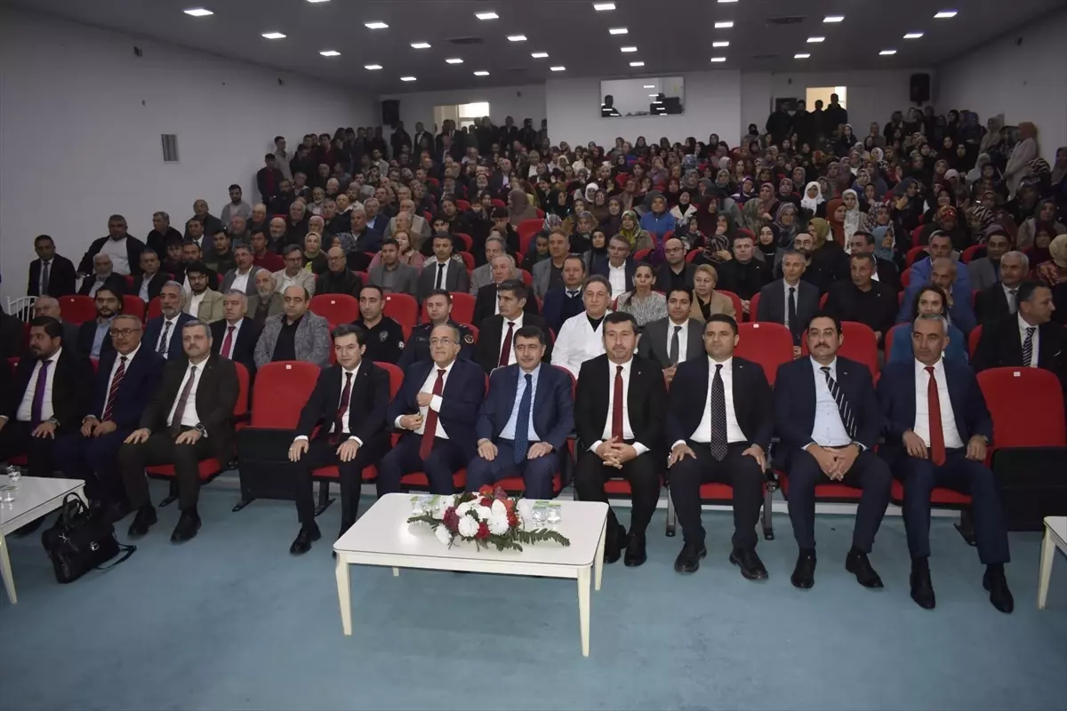 Şereflikoçhisar'da Aziz Mahmud Hüdayi Paneli Gerçekleşti