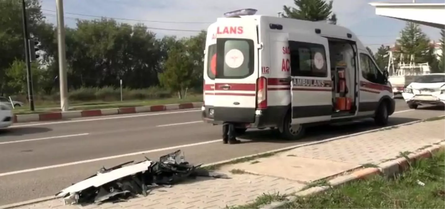 Kütahya'nın Tavşanlı ilçesinde trafik kazası: 2 yaralı