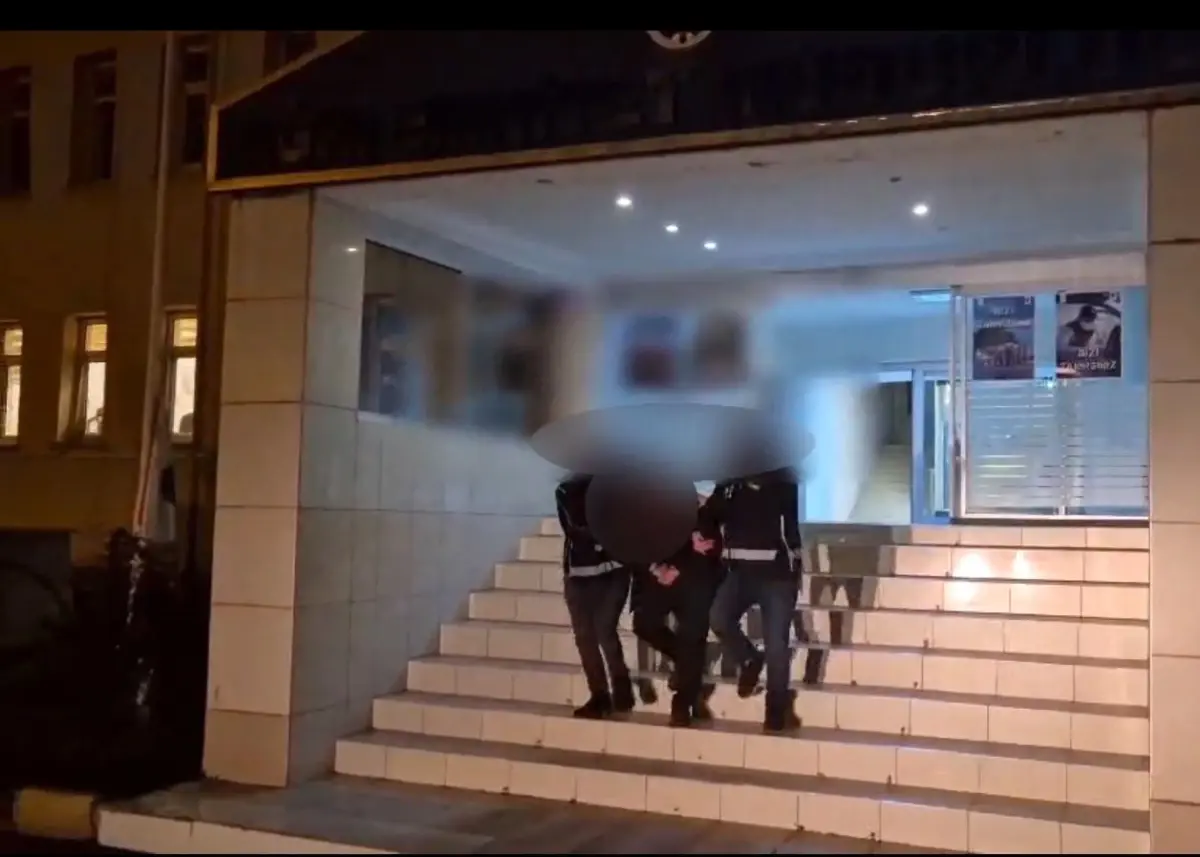 Ağrı ve Erzurum'da Firari Şüpheli Yakalandı