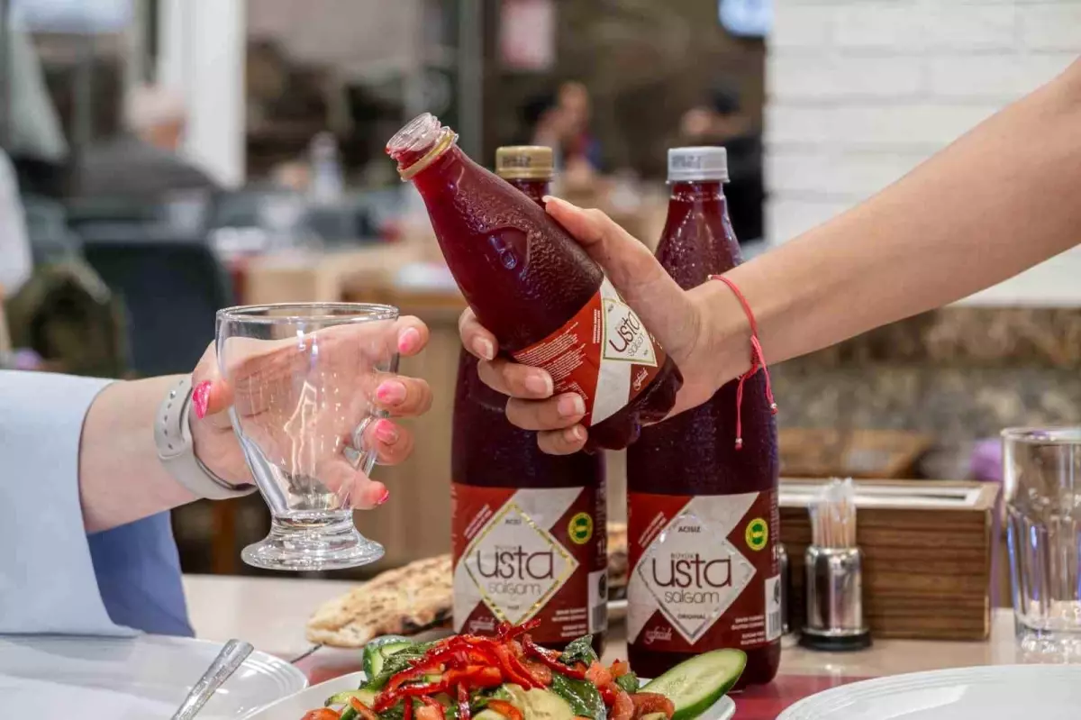 Adana'nın Tescilli Lezzeti Şalgam Suyu Uçaklarda!