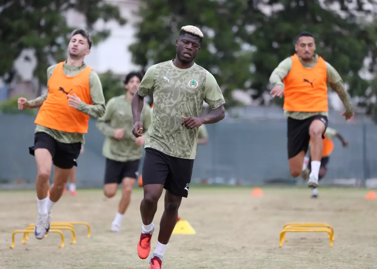 Ümit Akdağ: Lucescu'nun Daveti Özel Bir Duygu