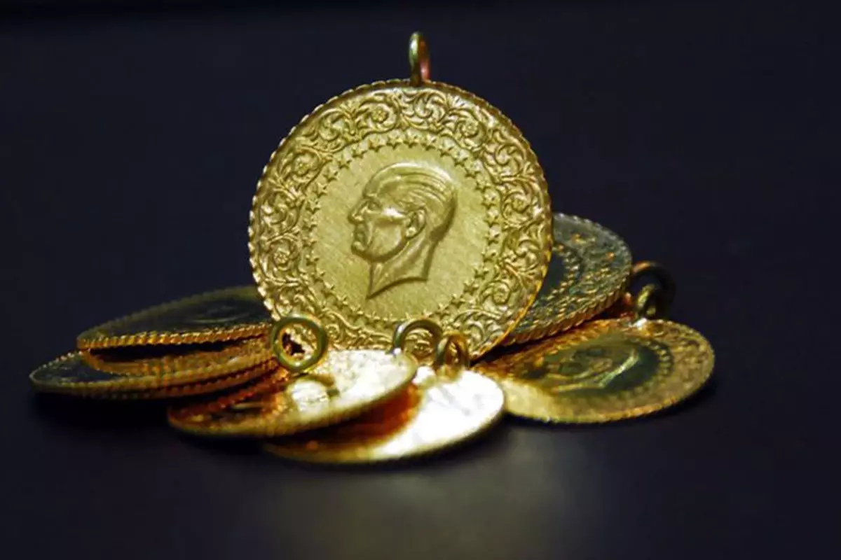 Altın çakıldı, dev bankanın tahmini değişti! İşte 3 ay sonra göreceği rakam