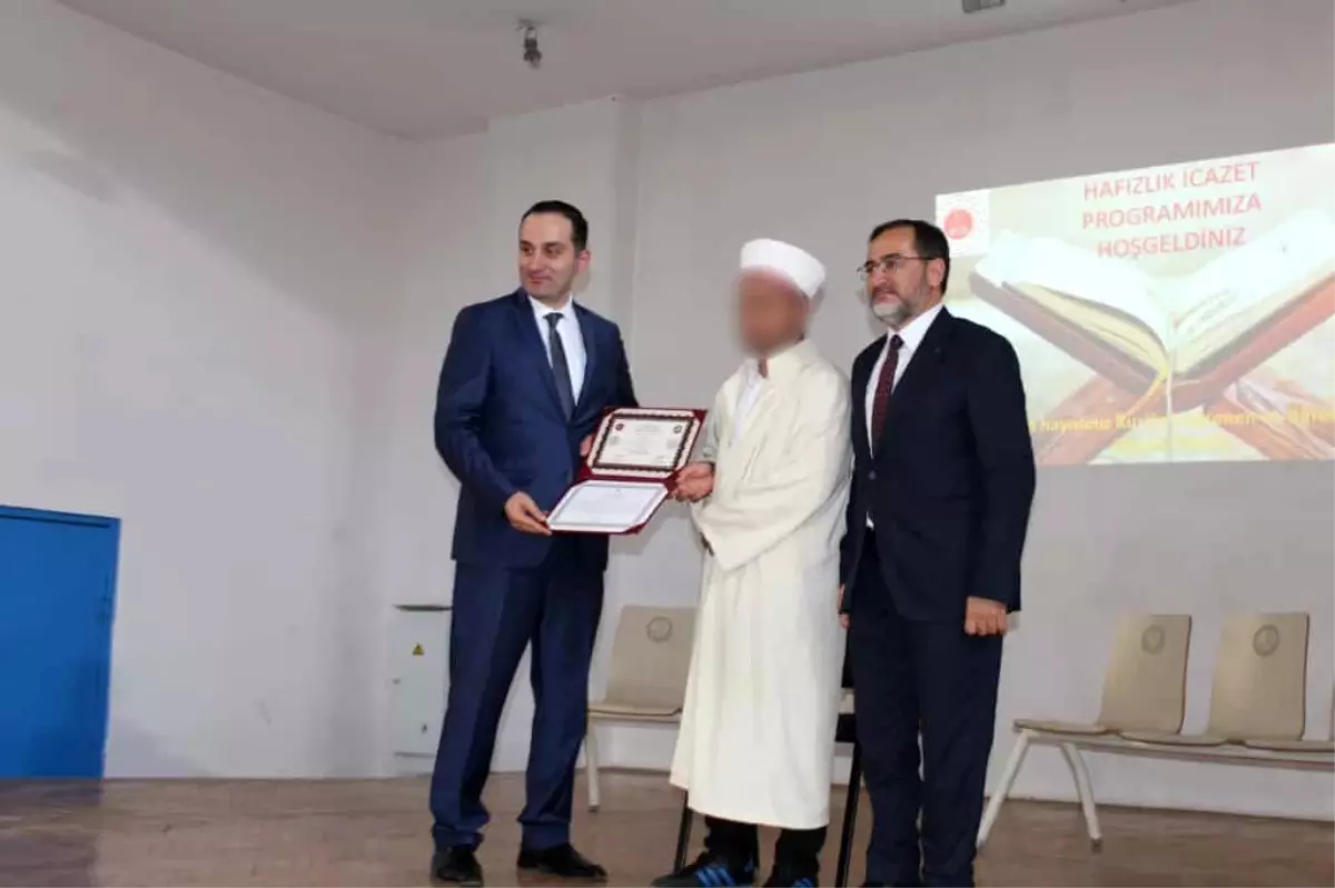 Antalya Cezaevinde Hafızlık İcazet Programı Düzenlendi