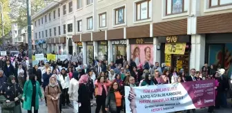Bursa'da Meme Kanseri Farkındalık Yürüyüşü Düzenlendi