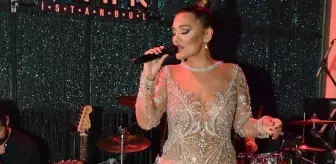 Demet Akalın'ın canlı performansı olay oldu: Ben olsam mekanı terk ederdim