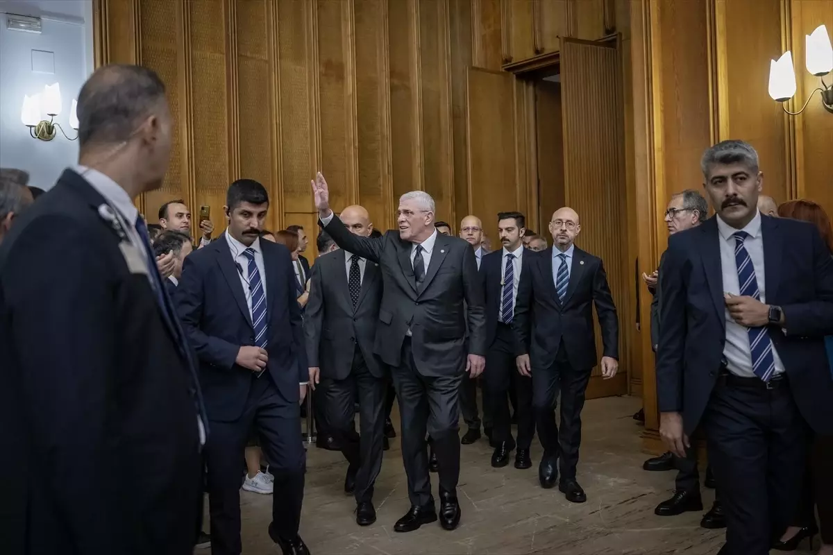 İYİ Parti Genel Başkanı Dervişoğlu'ndan KKTC ve Ekonomi Eleştirisi