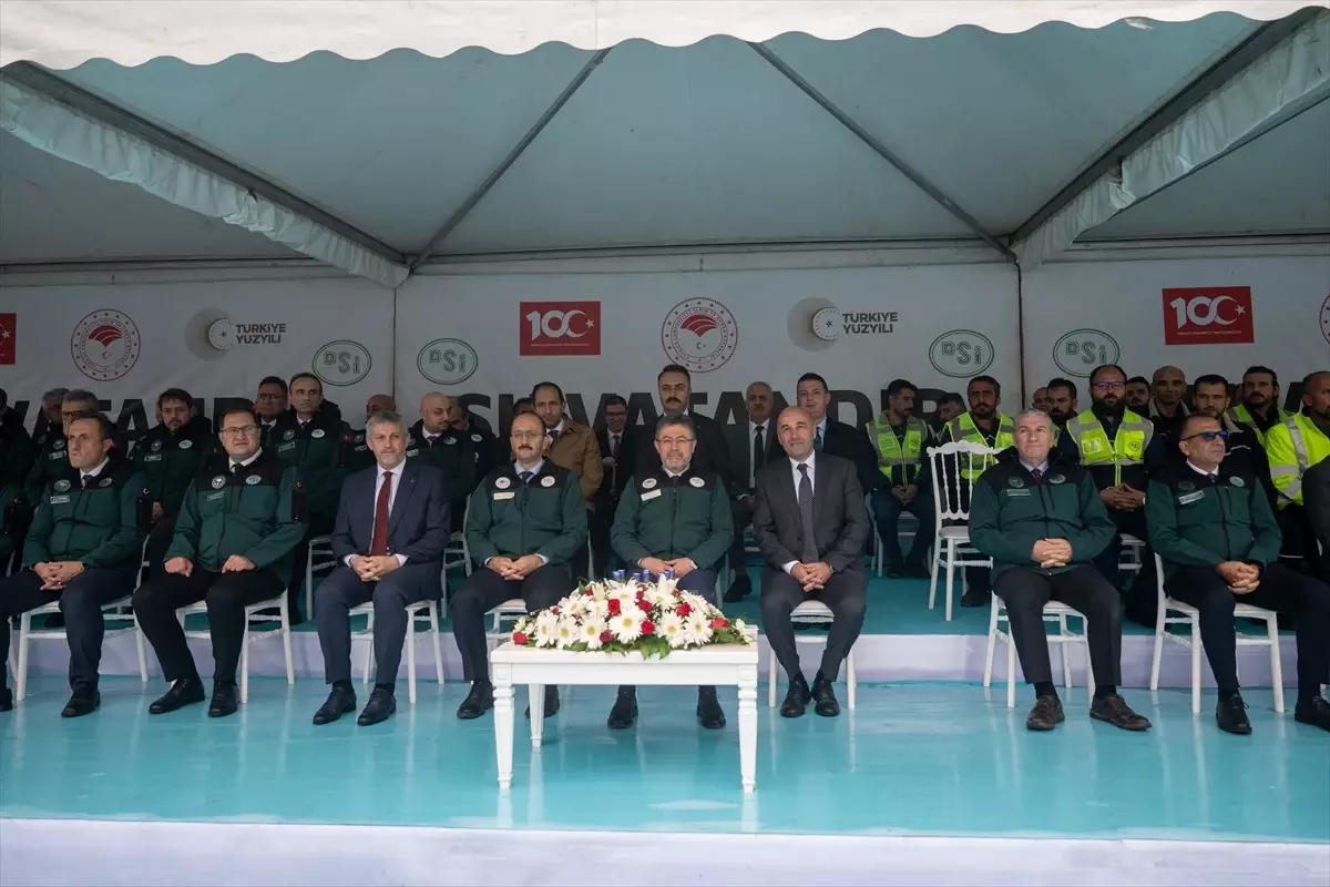 DSİ'nin araç parkına 50 iş makinesi daha katıldı