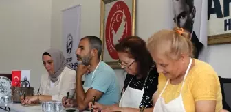 Hatay'da Depremzede Sanatçılar, Atölye Günleri ile Yeteneklerini Öğretiyor