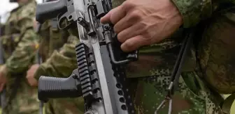 İngiltere, Heyet Tahrir Şam'ı 'terör örgütü' listesinden çıkardı