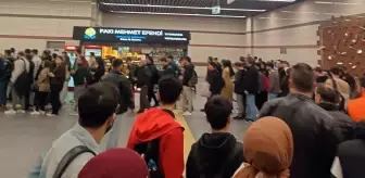 İstanbul'da vatandaşı isyan ettiren kuyruk