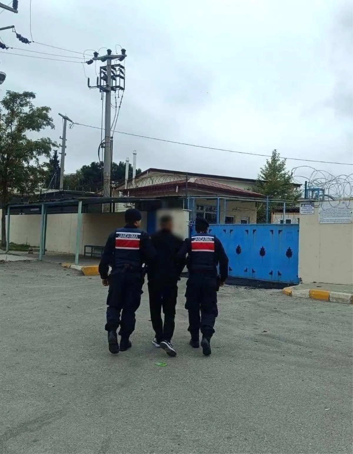 Uşak'ta 31 Aranan Şahıs Yakalandı