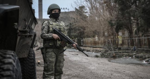 Kadınlara askerlik onaylandı mı? Kadınlar askere mi gidecek, kadınlara askerlik zorunlu mu olacak? Kadınlara askerlik onaylandı mı? Kadınlar askere mi gidecek, kadınlara askerlik zorunlu mu olacak?