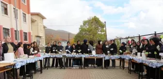 Bingöl'de Gazze Yarına Kermes Düzenlendi