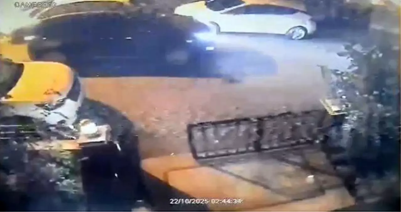 Maltepe'de Kasten Araba Çarpması: Genç Hayatını Kaybetti