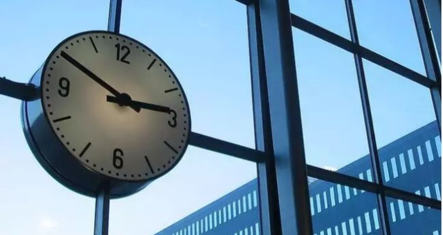 Saatler geri alınacak mı? Kış saati uygulamasına geçilecek mi? Türkiye'de kış saati uygulamasına neden geçilmiyor? Saatler geri alınacak mı? Kış saati uygulamasına geçilecek mi? Türkiye'de kış saati uygulamasına neden geçilmiyor?