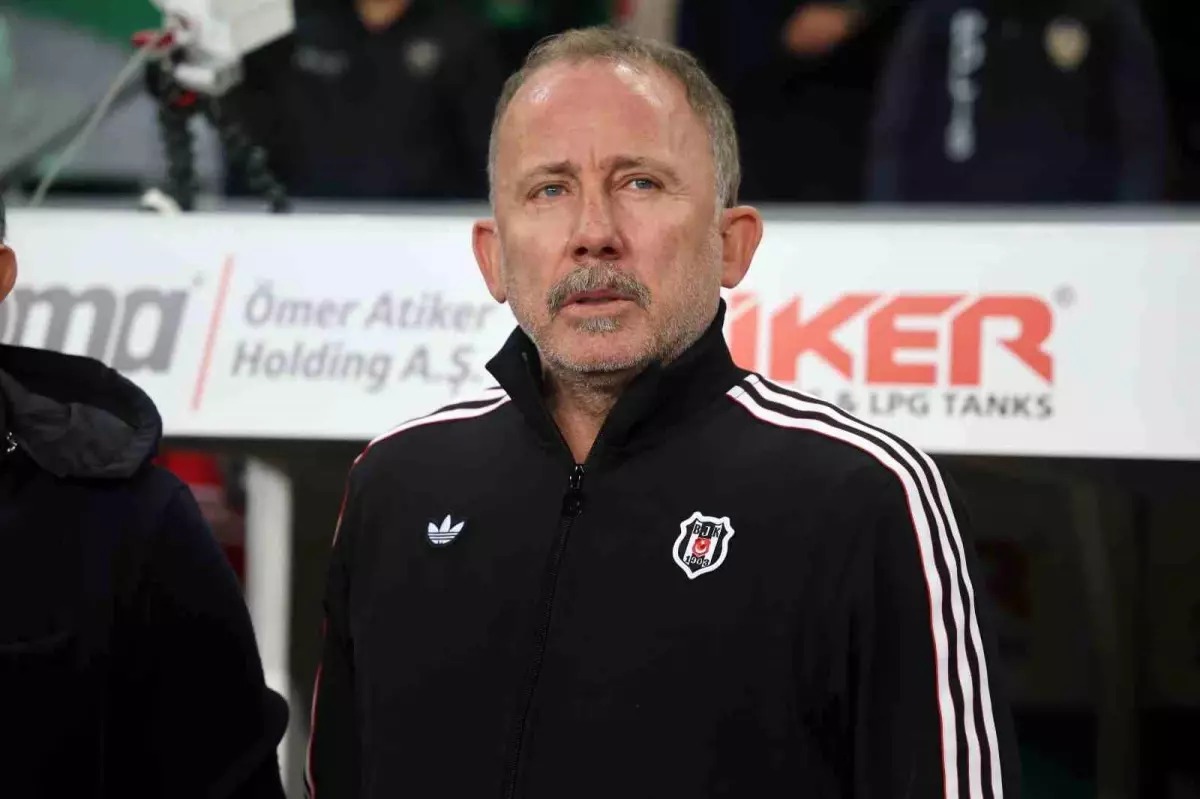 Trendyol Süper Lig: Konyaspor: 0 Beşiktaş: 1 (Maç devam ediyor)