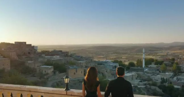 Uzak Şehir nerede çekiliyor? Uzak Şehir dizisi hangi köyde, hangi ilçede çekiliyor? Uzak Şehir nerede çekiliyor? Uzak Şehir dizisi hangi köyde, hangi ilçede çekiliyor?