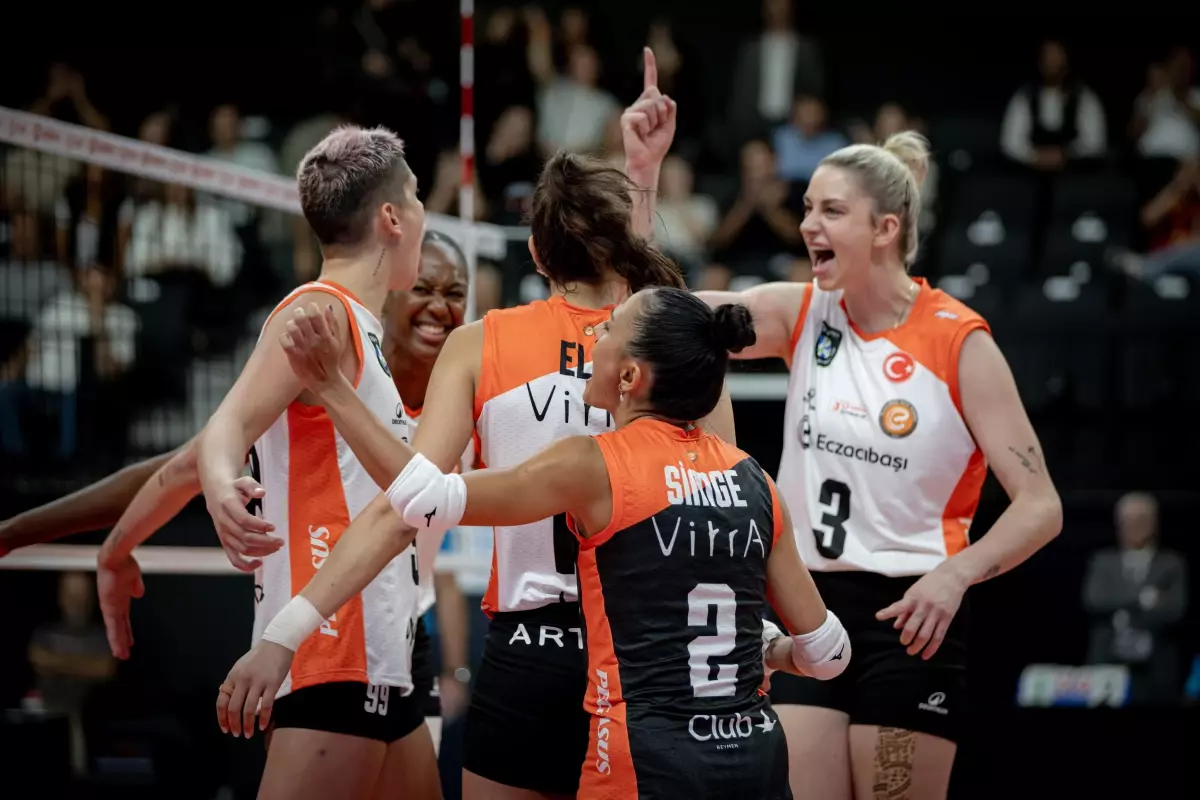 Eczacıbaşı Dynavit, VakıfBank'a Derbi Yenilgisi Aldı