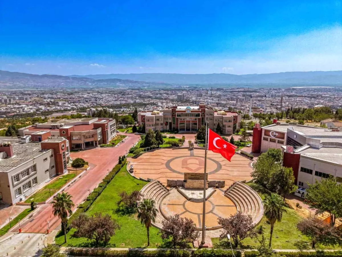 ADÜ Senatosu'ndan İsrail'in Gazze'deki Saldırılarına Kınama