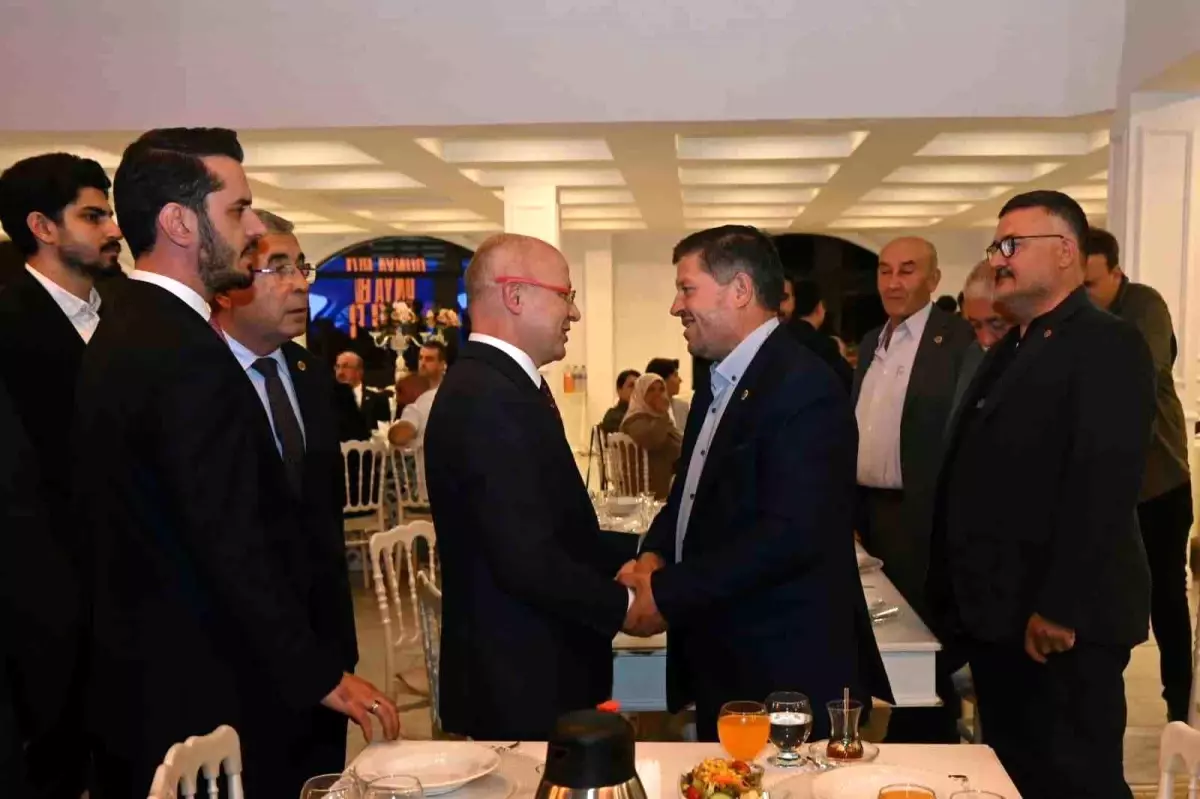 AK Parti Bursa İl Başkanı Gürkan: Muhtarlar Demokrasinin Temel Taşıdır