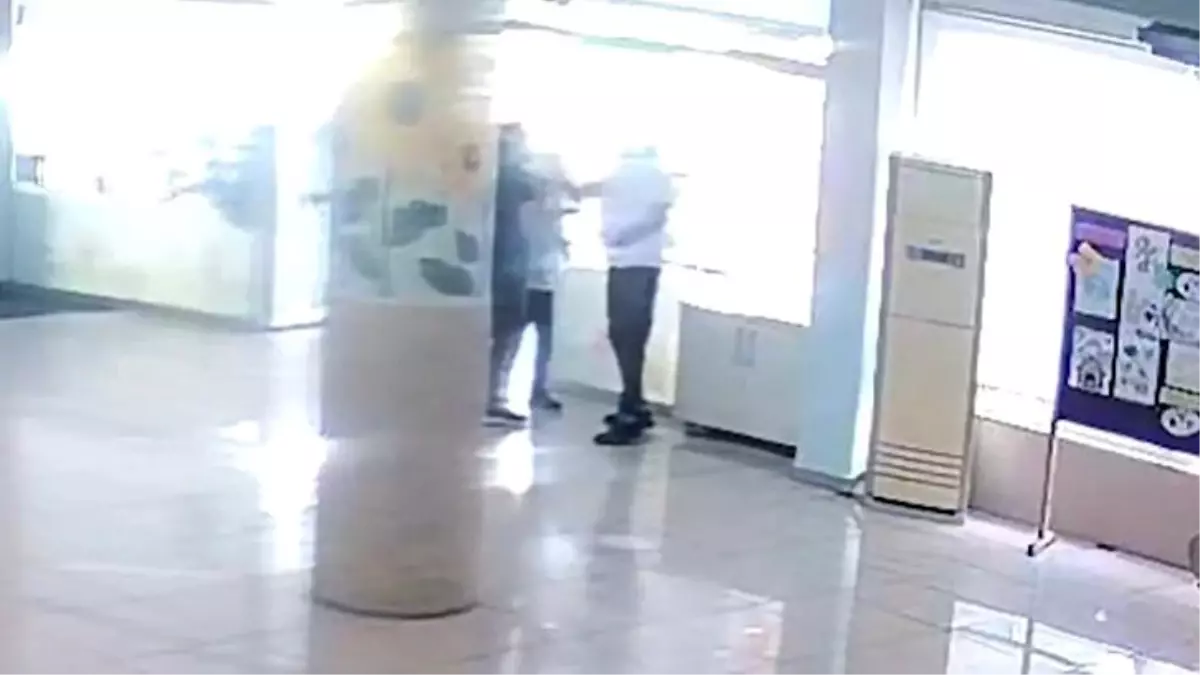 Antalya'da Öğretmene Veli Tarafından Fiziksel Saldırı