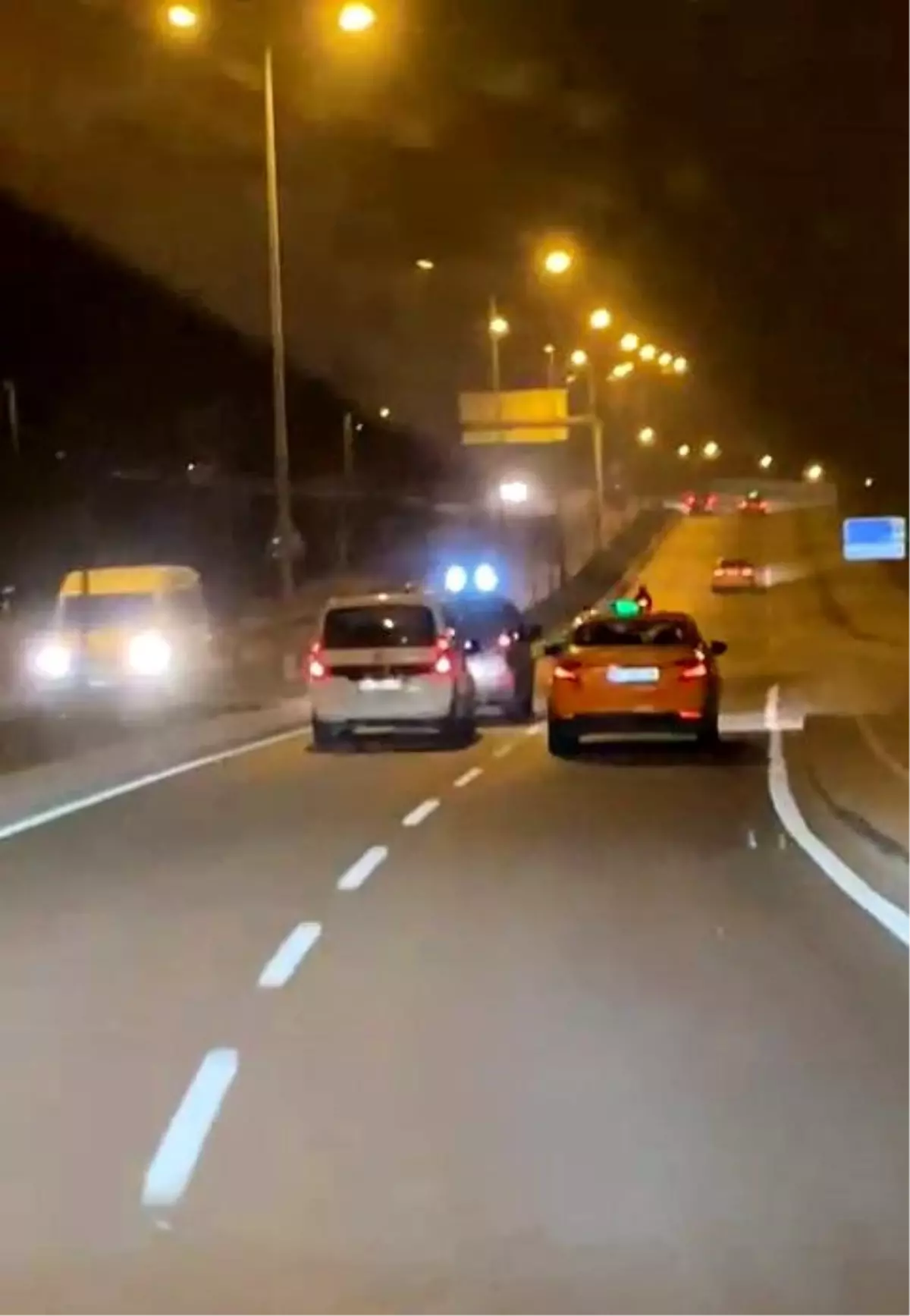 İstanbul Trafiğinde Tehlikeli Zikzak: Sürücülerin Hayatı Riskte