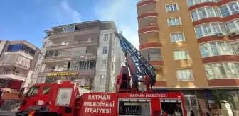 Batman'da Apartman Yangını: Anne ve İki Çocuk Dumandan Etkilendi