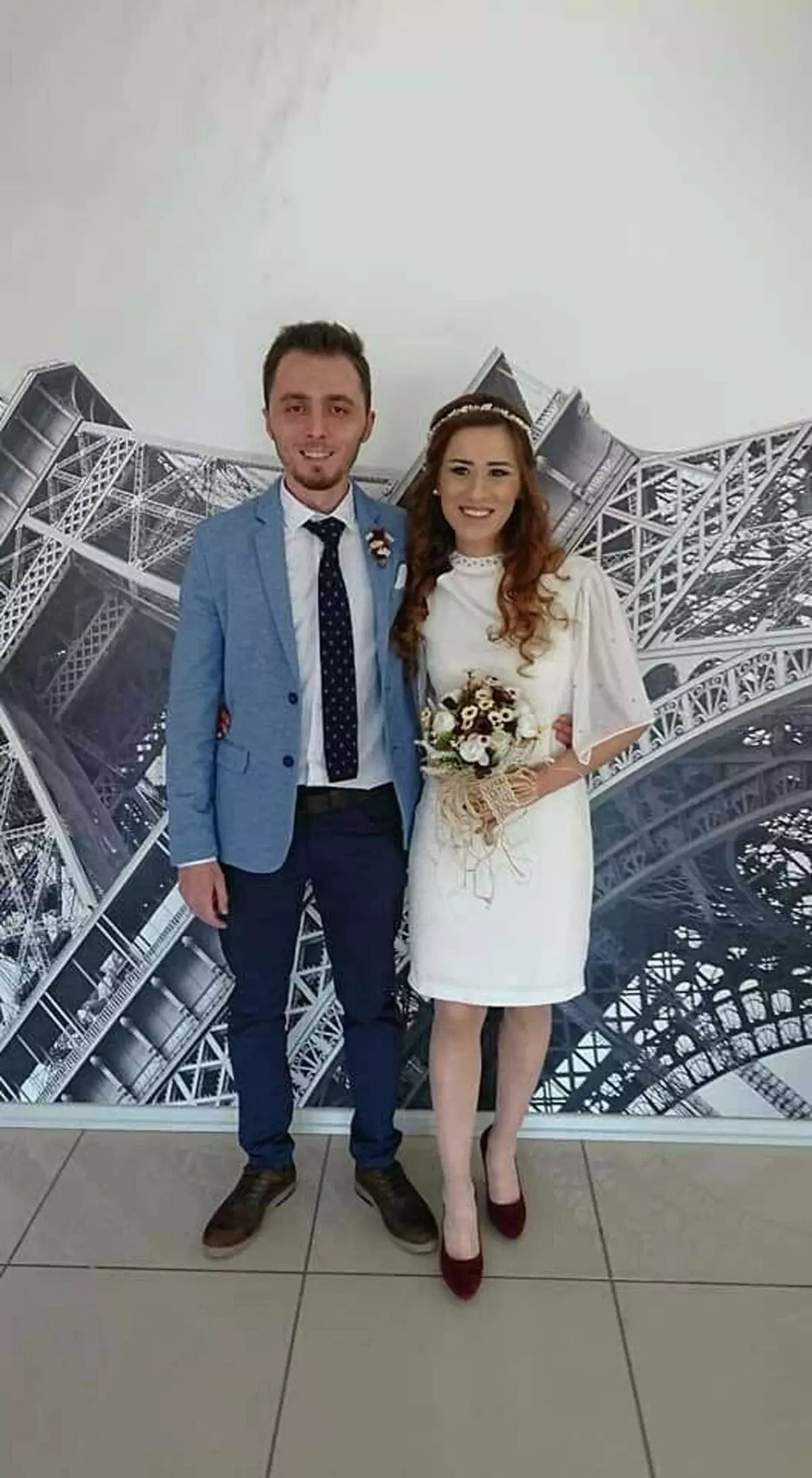 Menemen'de Düğün Etkinliği Sırasında Dekoratif Kemerin Devrilmesi Sonucu İki Kişi Hayatını Kaybetti