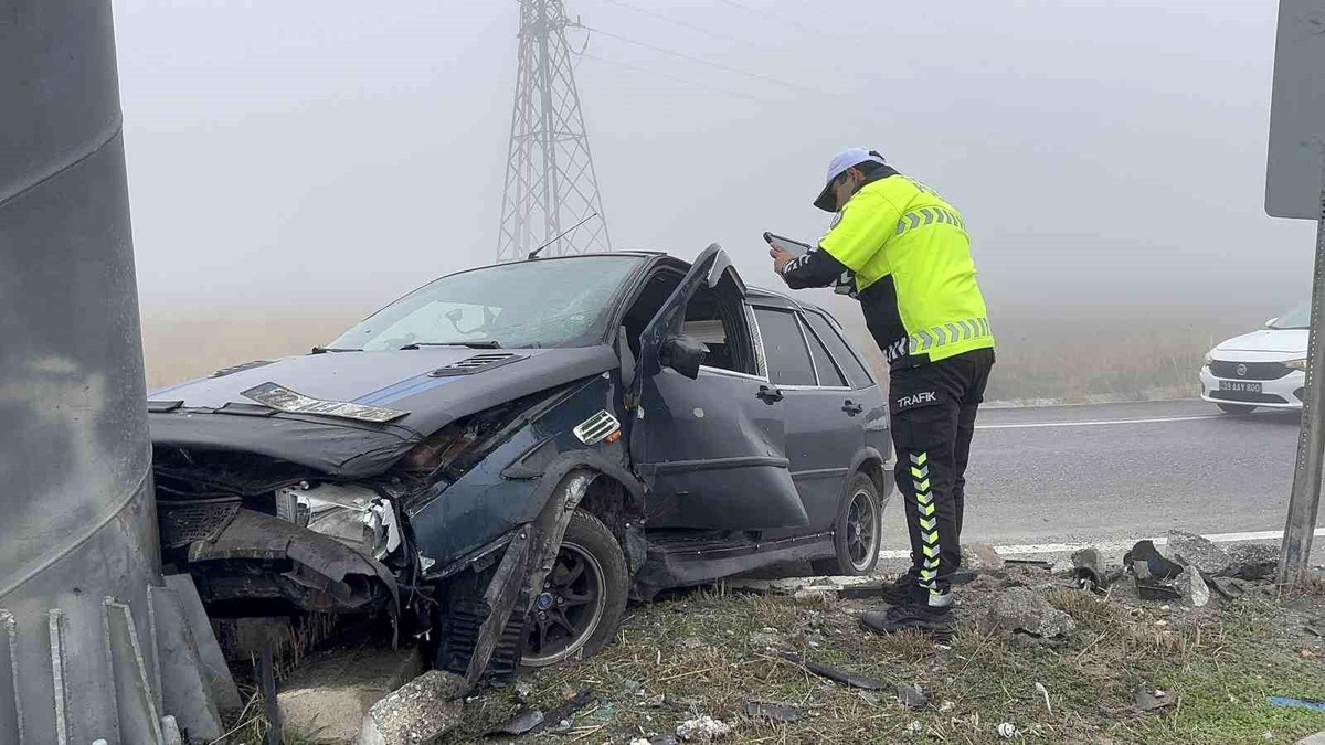Edirne'de Sis Nedeniyle Trafik Kazası: 1 Yaralı