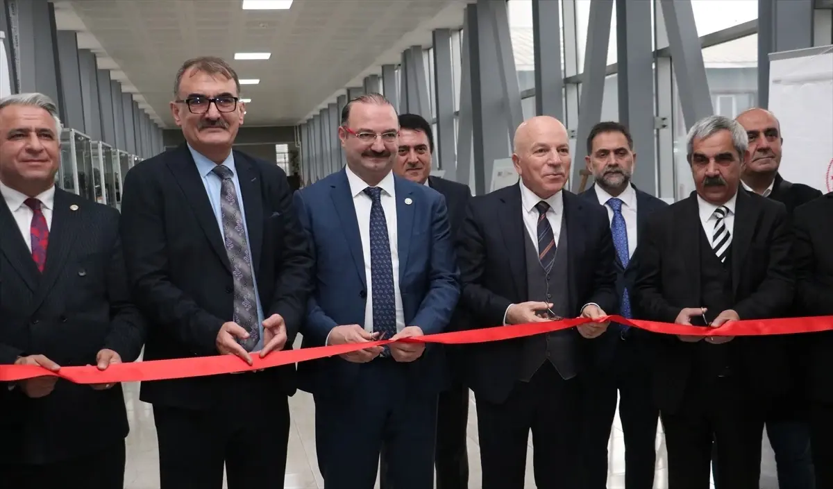 Radyo Televizyon Yayıncılığı ve Telif Hukuku Paneli Erzurum'da Gerçekleştirildi