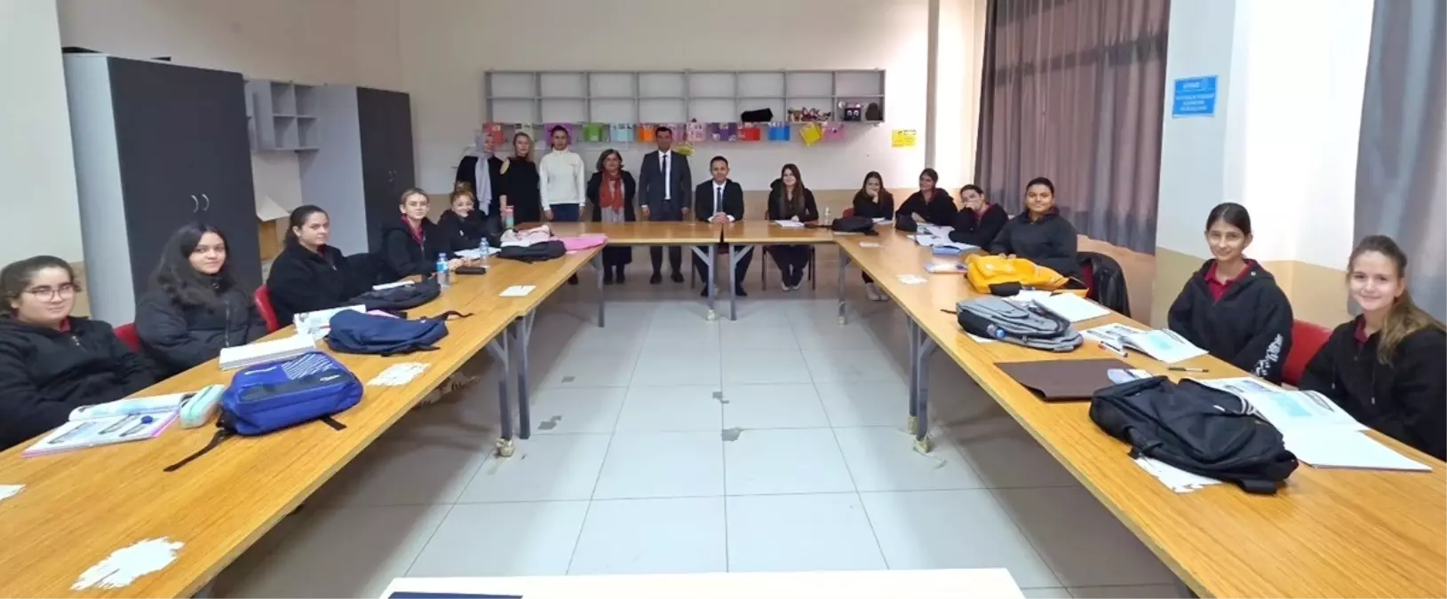 Gelibolu İlçe Milli Eğitim Müdürü Kadir Aydın, Meslek Lisesi Öğrencileriyle Buluştu