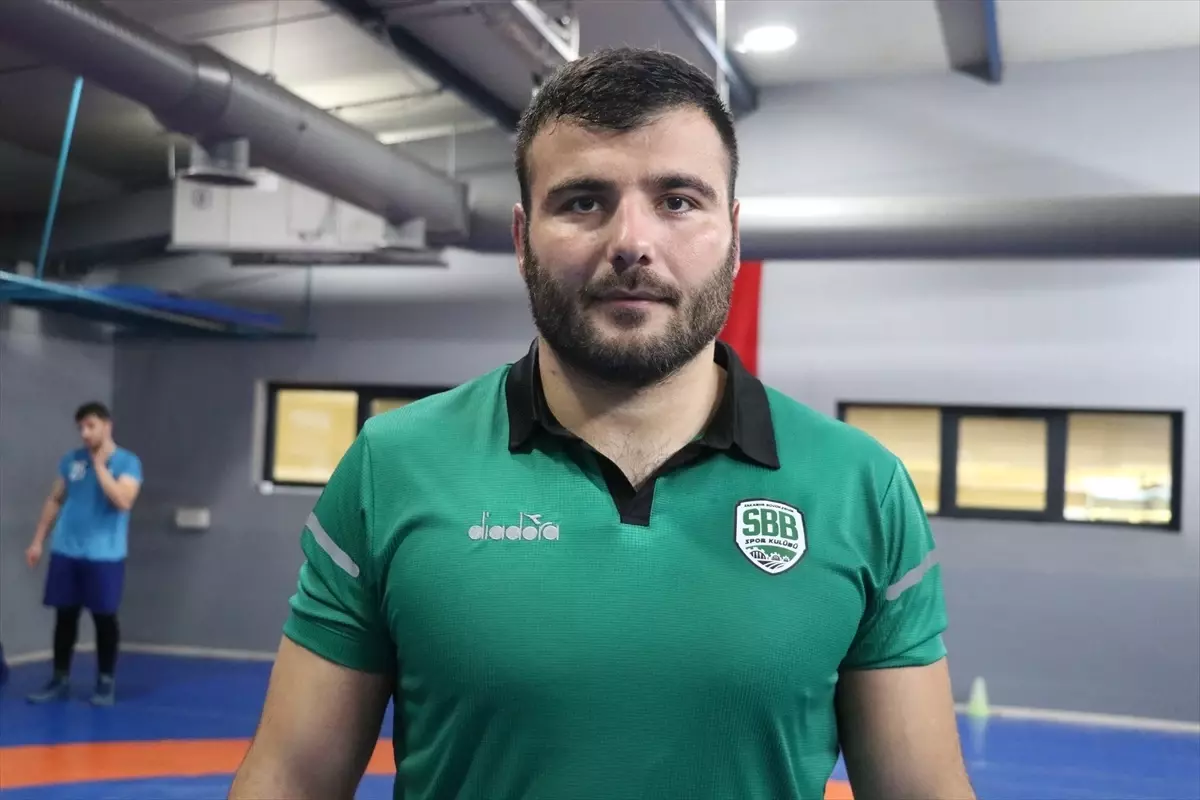 Ömer Saner, Tokyo'daki İşitme Engelliler Olimpiyatları'nda Altın Hedefliyor