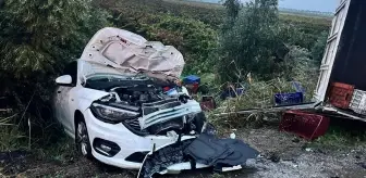 Alaşehir'de Kamyonet Kazası: 2 Ölü, 3 Yaralı