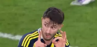 Milyonlar bu görüntüyü konuşuyor! İsmail Yüksek'ten Deniz Undav'ı susturan cevap