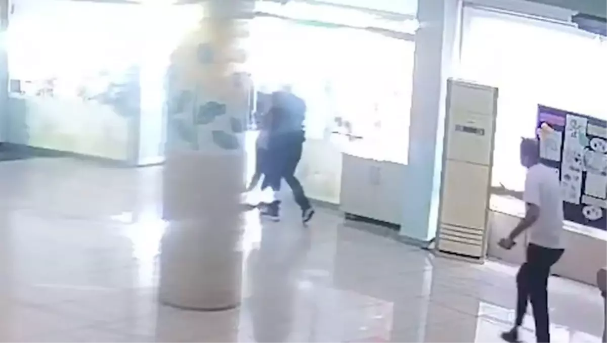 Öğretmene Tokat Atan Velisi Tutuklandı