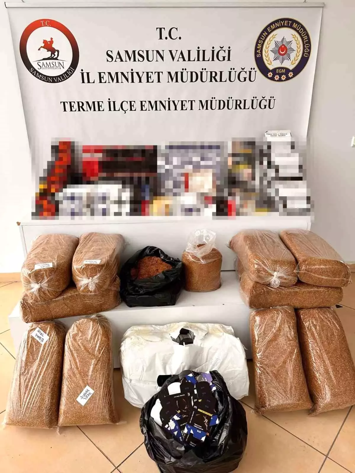 Samsun'da Kaçak Tütün Operasyonu: Binlerce Makaron ve Tütün Ele Geçirildi