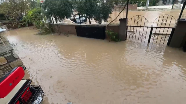 The situation in Foça, hit by the flood, is getting worse: May God help us
