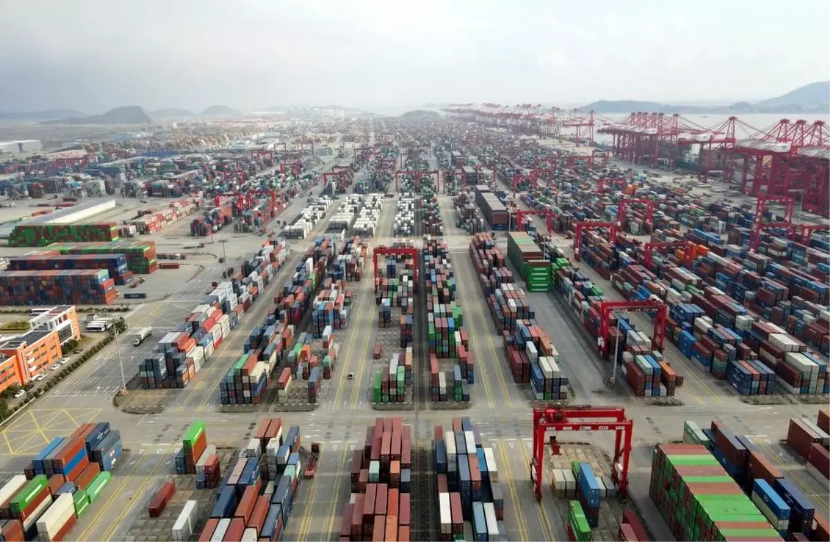 Şanghay'ın Dış Ticareti Yüzde 5,4 Artarak 3,34 Trilyon Yuana Ulaştı