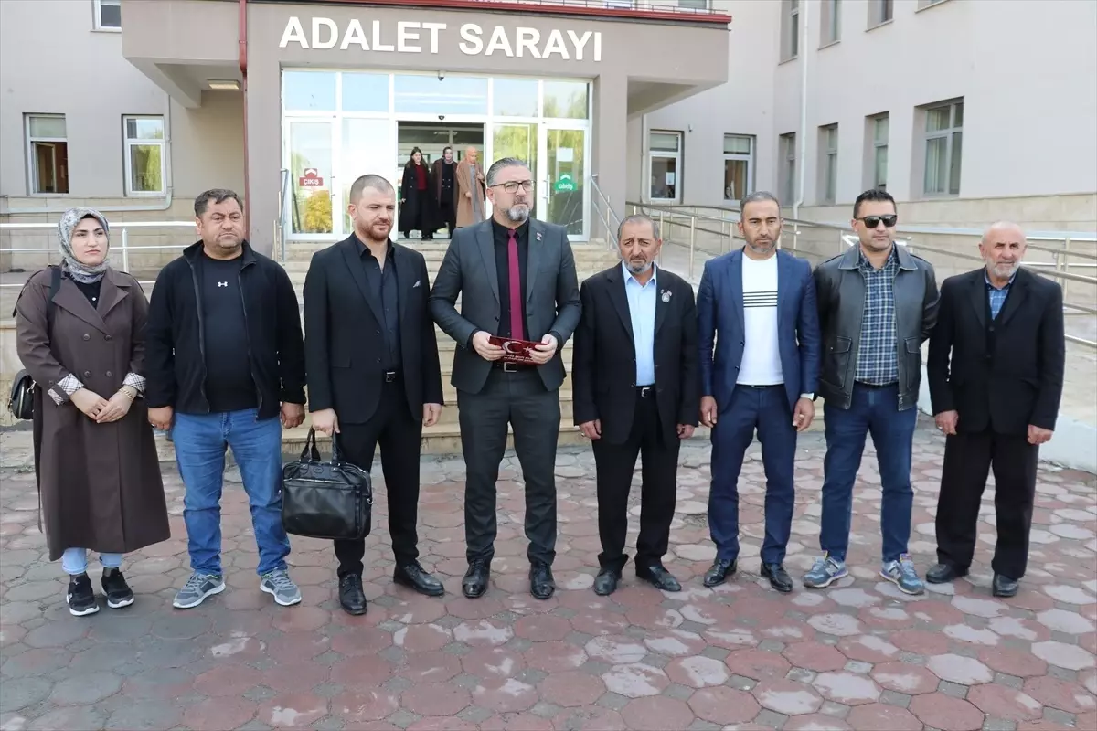 Sivas'ta Şehit Babasına Hakaret Eden Şoföre Suç Duyurusu