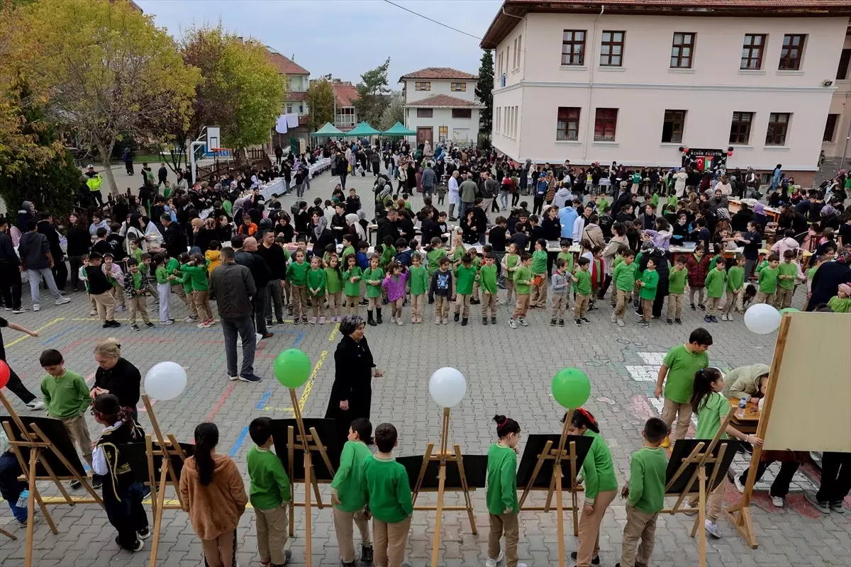 Taşköprü'de Gazze Yararına Kermes Düzenlendi