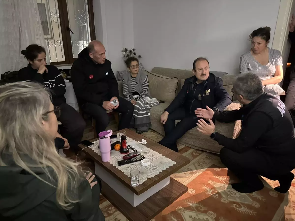 AFAD Başkanı Pehlivan, İzmir'deki Sel Çalışmalarını İnceledi