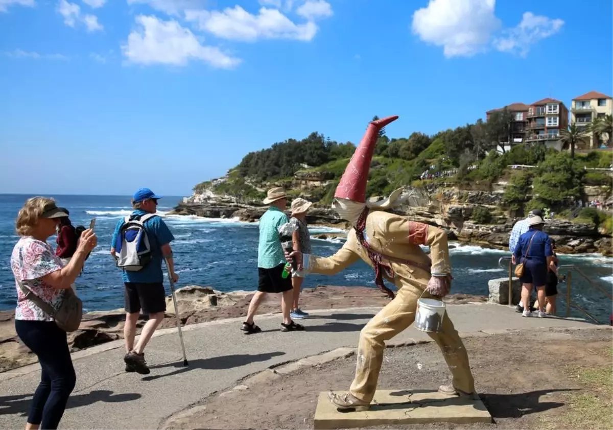 Sidney'de Açık Hava Heykel Sergisi Başladı