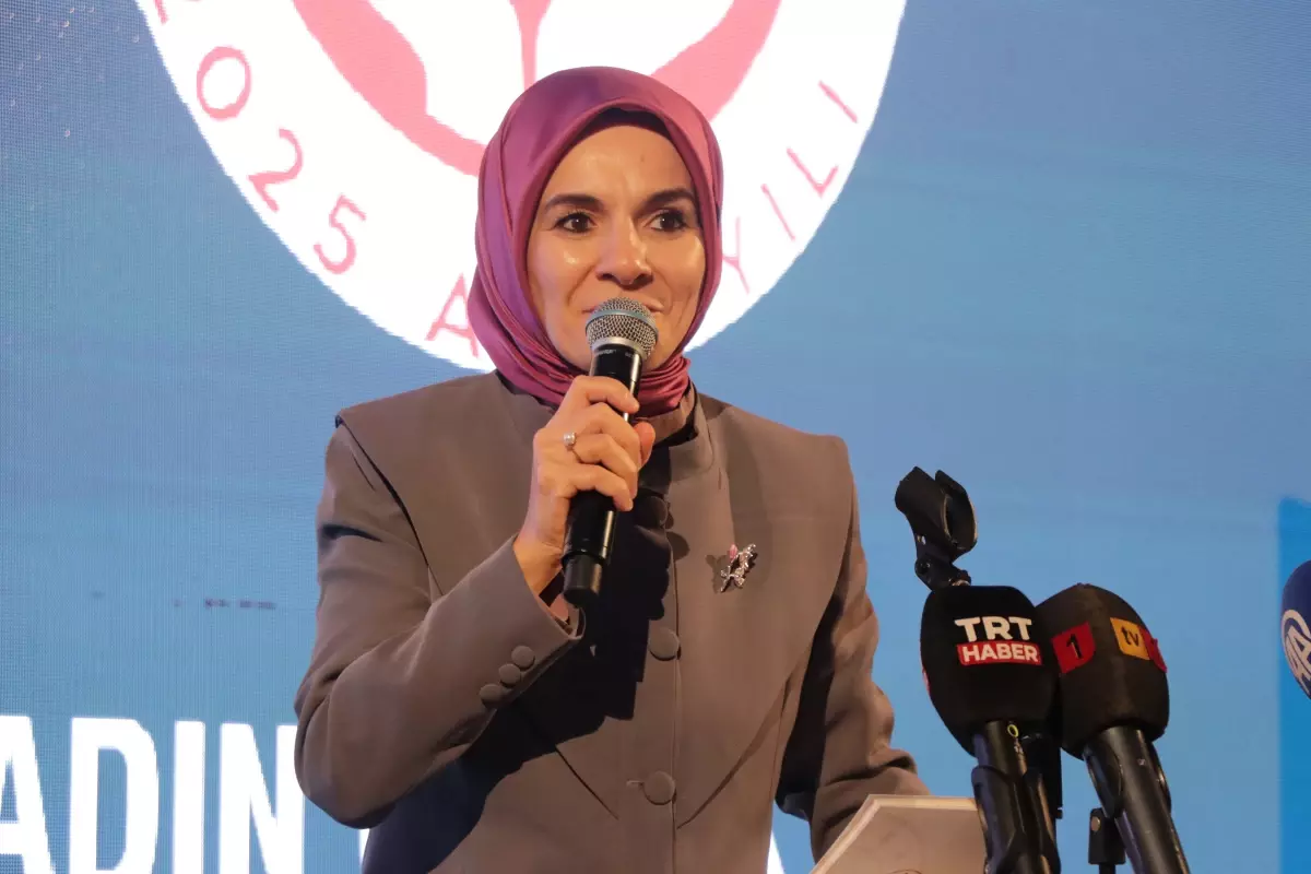 Aile ve Sosyal Hizmetler Bakanı Göktaş, 'STK'da Kadın Olmak' Programına Katıldı