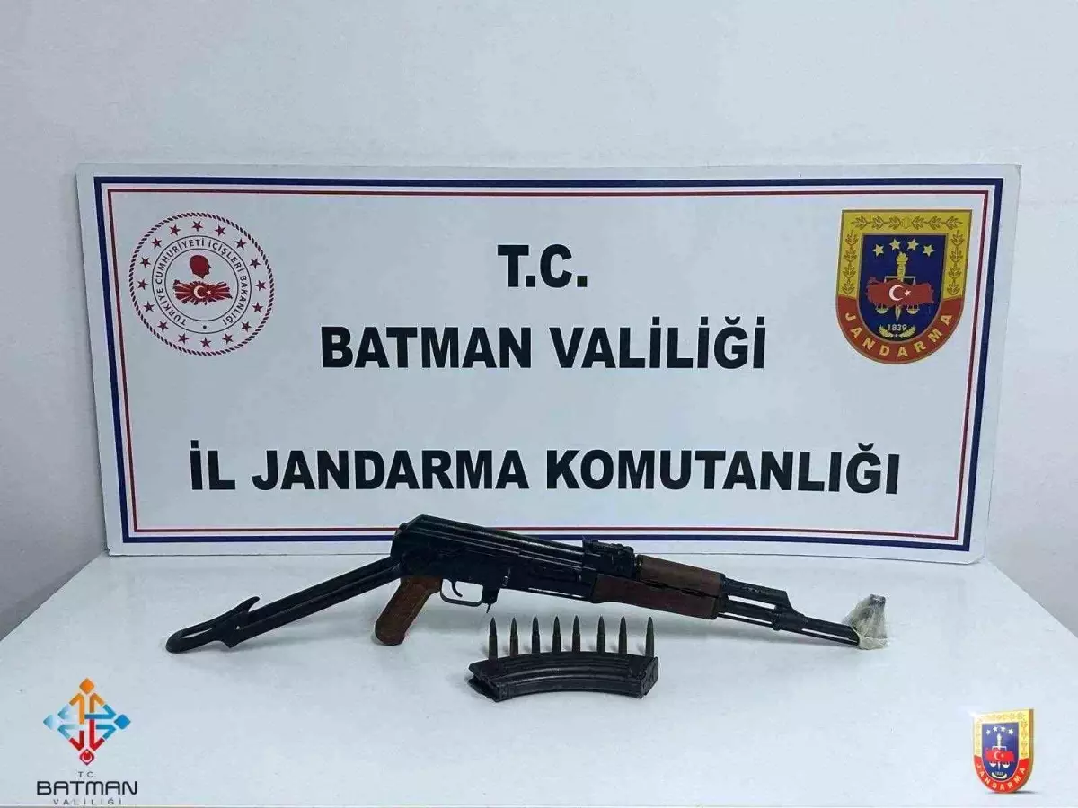 Batman'da Kaçak Silah Satmaya Çalışan İki Kişi Tutuklandı