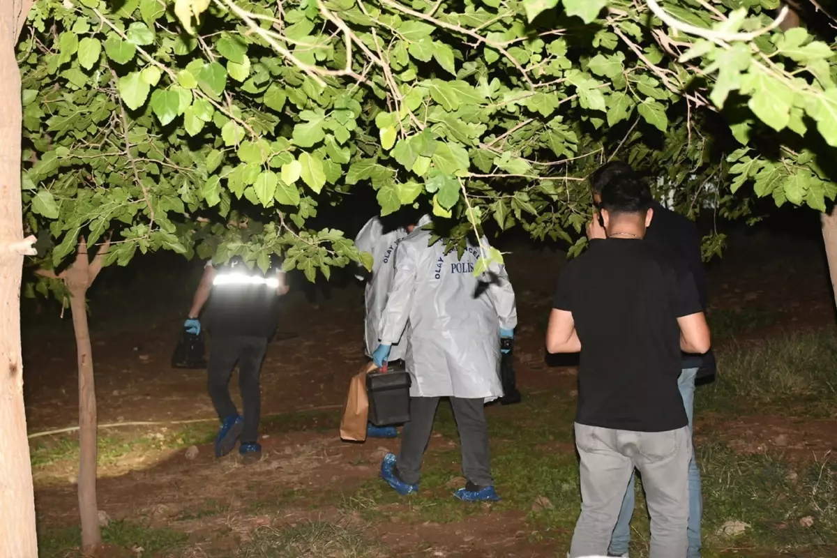 Cami bahçesine gömülmüş bebek cesedinde sır perdesi aralanıyor