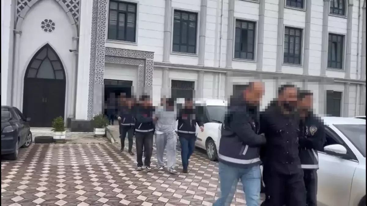Kocaeli'de Alkollü Mekanda Silahlı Saldırı: 3 Şüpheli Tutuklandı