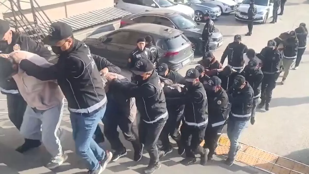 Eskişehir'de Uyuşturucu Operasyonunda 23 Şüpheli Tutuklandı