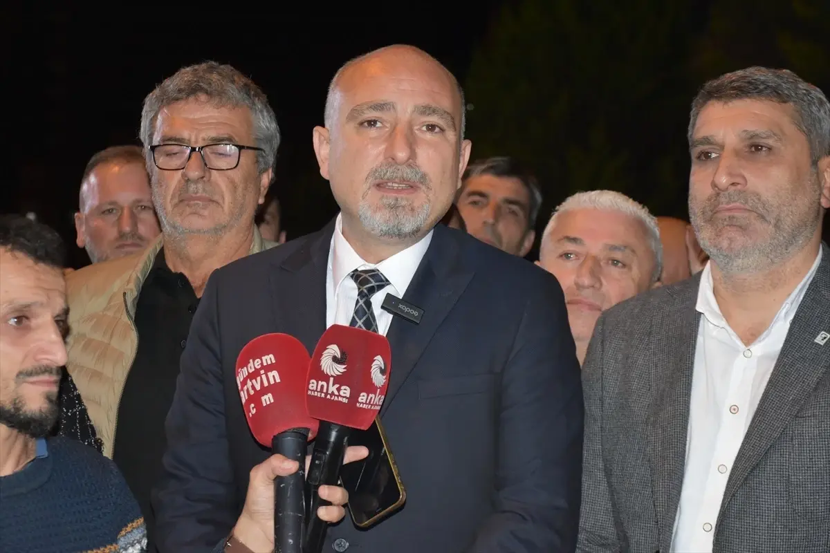 Hopa Belediye Başkanı Utku Cihan, Yolsuzluk Soruşturmasında İfade Verdi