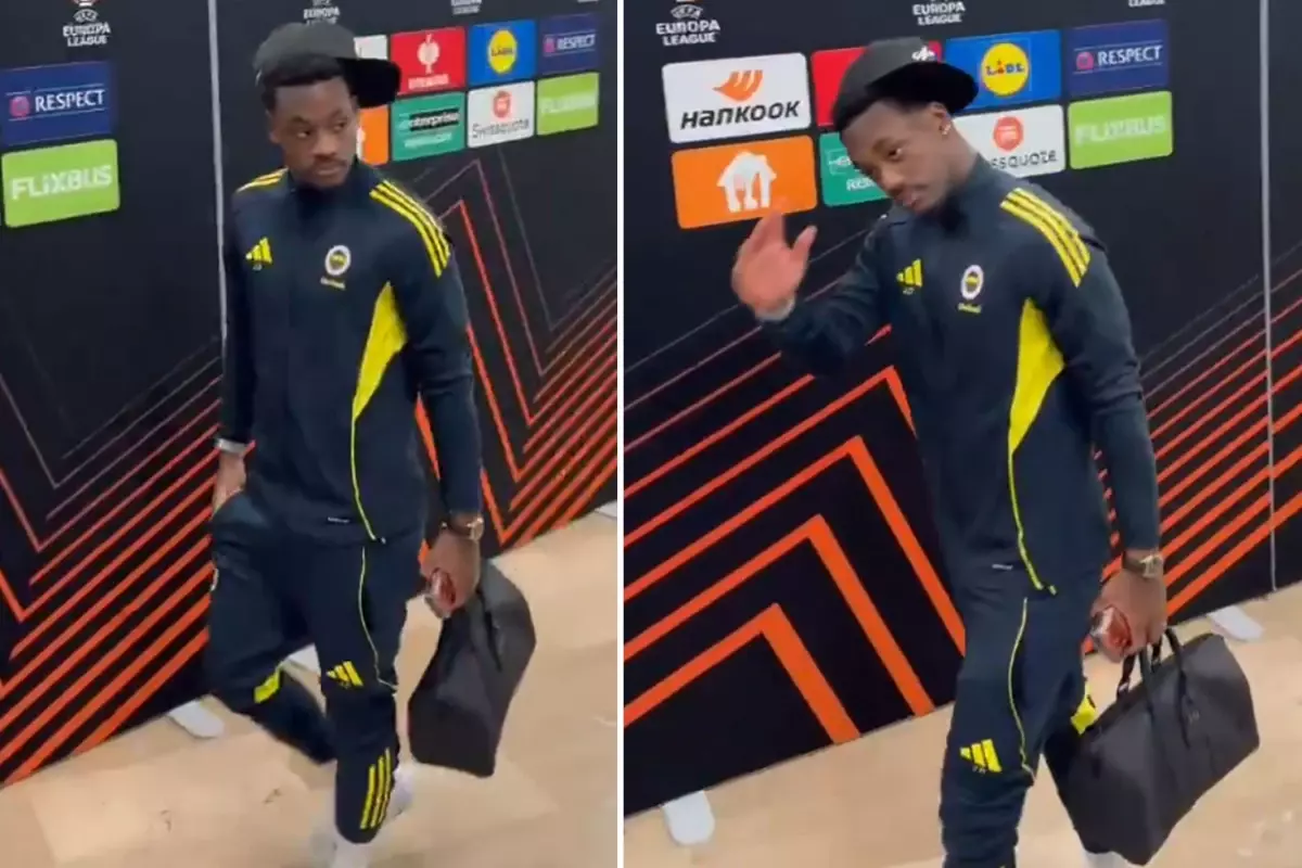 Jhon Duran'ın maç sonu görüntüsü taraftarları ikiye böldü